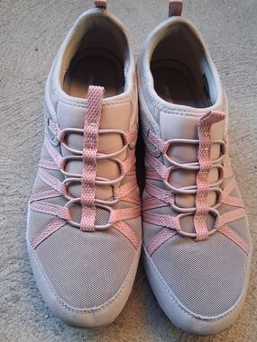 Light Pink Women's Slip-On Athletic Sneakers